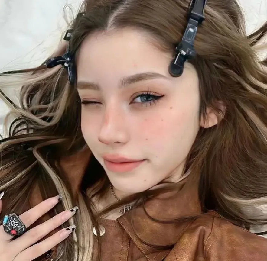 盗影谜情